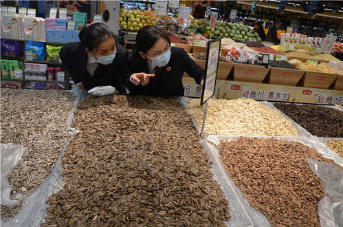 安徽合肥廬陽(yáng)區(qū)加強(qiáng)散裝食品標(biāo)簽信息及服裝商品規(guī)范管理